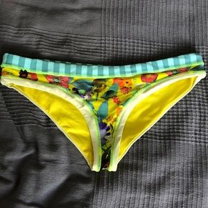 3  for 20$  🌷Maaji reversible bikini bottom 👙